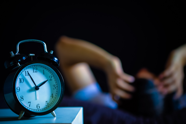 thức khuya ảnh hưởng rất lớn đến sức khỏe